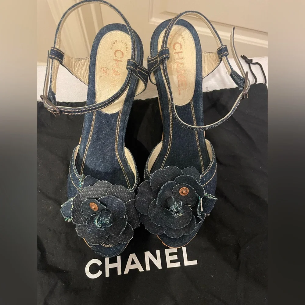 Authentic Chanel Wedge, Jean Material and Flower application, Size 9 1/2 - Picture 3 of 6